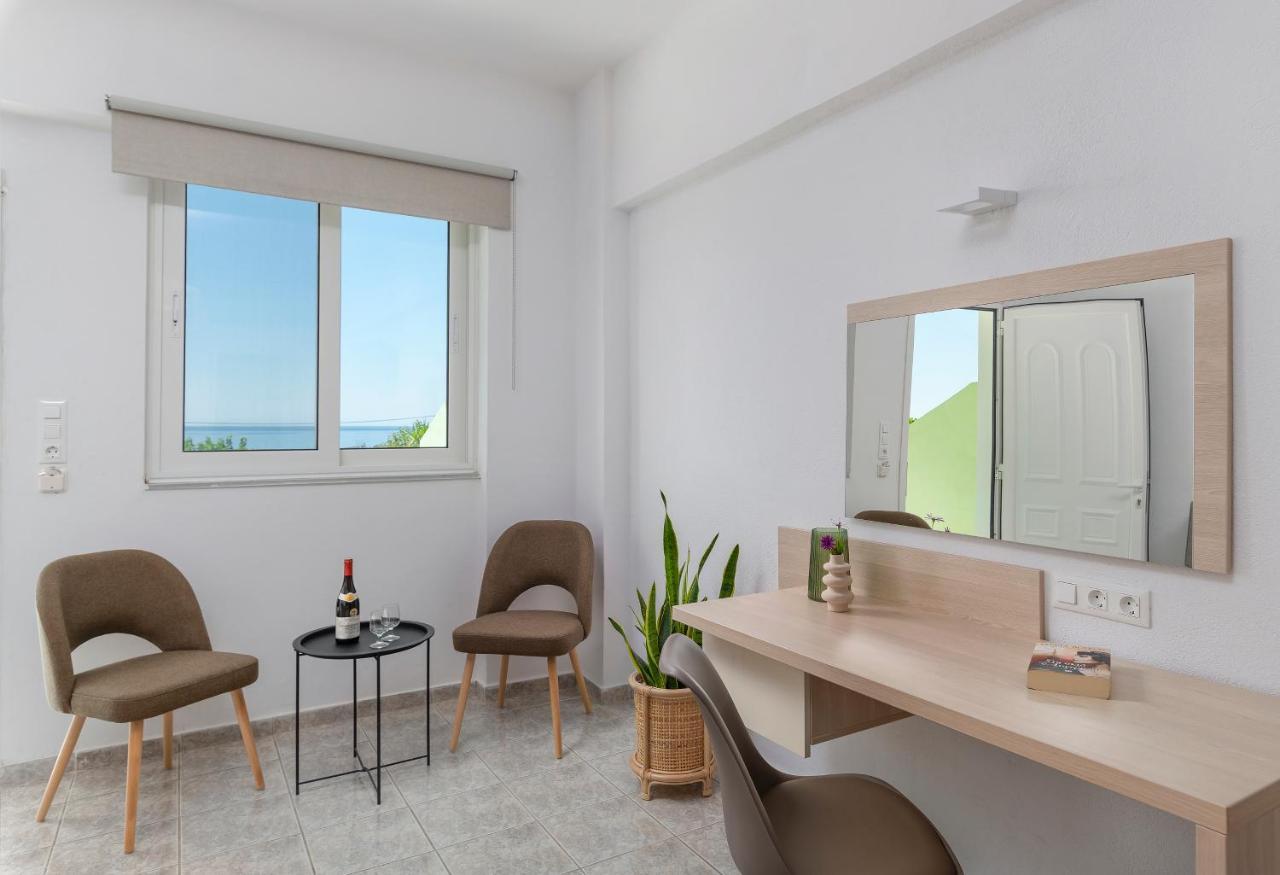 V&C Paradise Apartments روداكينو المظهر الخارجي الصورة