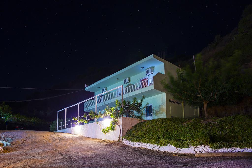 V&C Paradise Apartments روداكينو المظهر الخارجي الصورة
