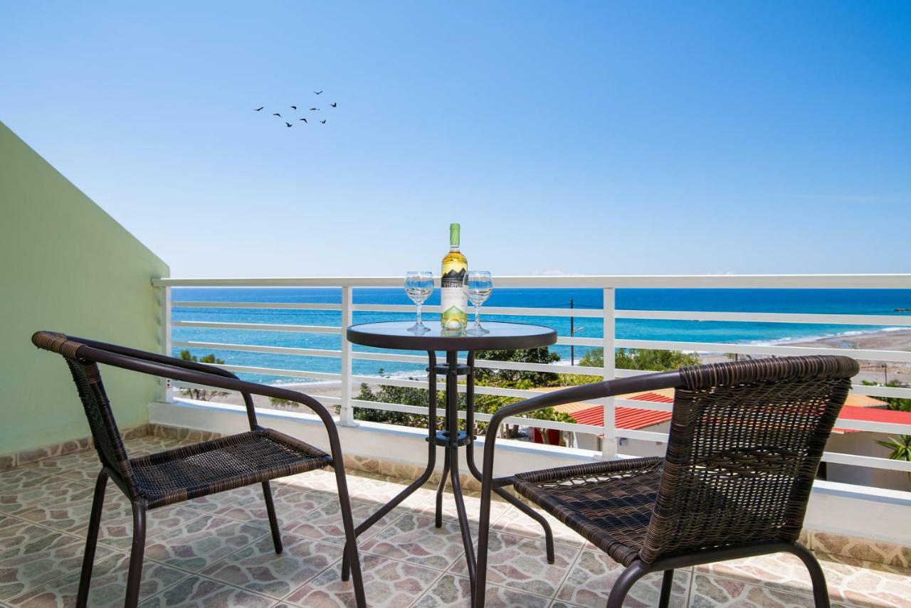 V&C Paradise Apartments روداكينو المظهر الخارجي الصورة